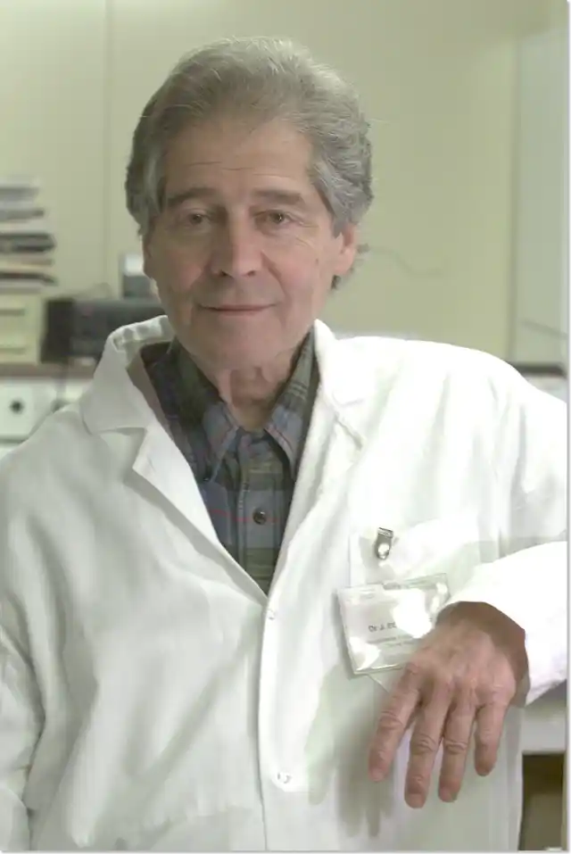 Jacques Benveniste’s research in 1988 which vindicated homeopathy by chance created a stir back then. It was Benveniste who coined the term ‘memory of water’ (Photo courtesy: <a href="http://www.jacques-benveniste.org/compresse.html">www.jacques-benveniste.org</a>)