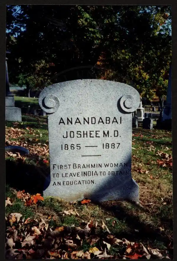 The ashes of Anandibai Gopalrao Joshi interred in the family cemetery of the Carpenter family who had taken her in during her college years.