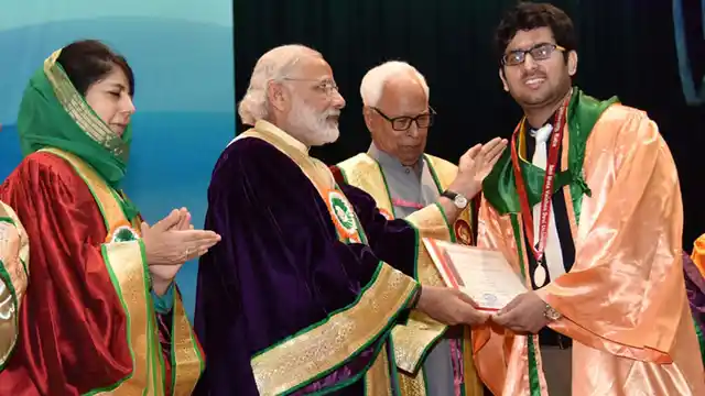 PM Narendra Modi during the 5th Convocation of Shri Mata Vaishno Devi University at Katra in Jammu and Kashmir on April 19, 2016. (Photo: IANS/PIB)