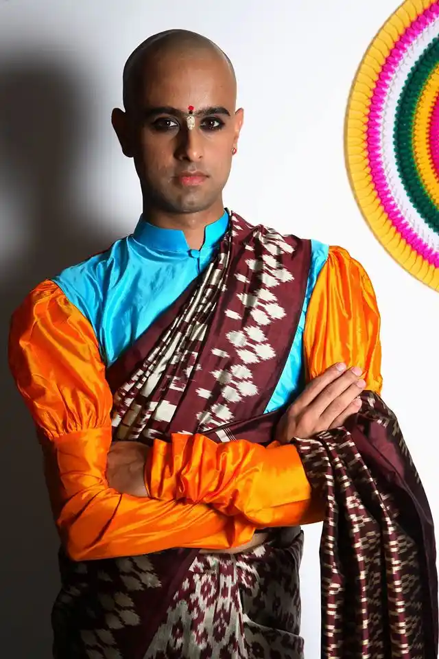Himanshu Verma, in one of his gorgeous drapes. (Photo Courtesy: Saree Man)