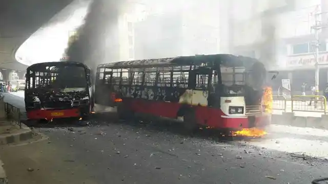 Incidents of stone-pelting on buses and vehicles being burnt were reported from different parts of the city (Photo: Bengaluru City Police <a href="https://twitter.com/BlrCityPolice">Twitter</a>)
