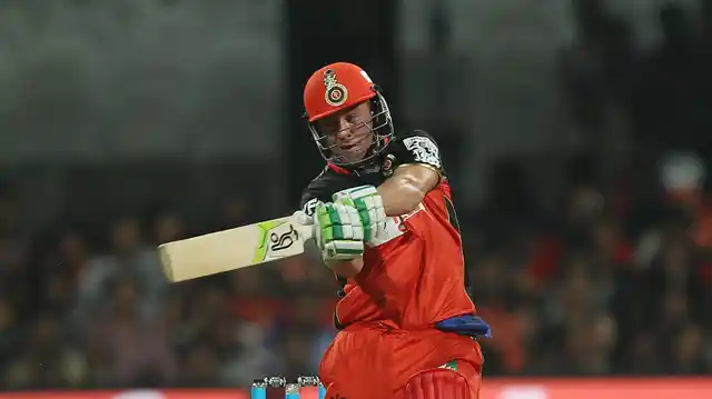 AB de Villiers in action. (Photo: Ron Gaunt/ IPL/ SPORTZPICS)
