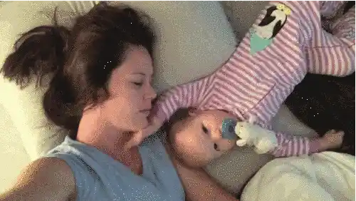 (GIF Courtesy: <a href="http://wasabuzz.com/wp-content/uploads/2015/11/anigifmobile52530499f24333a6e9d19721b9510562-10.gif">wasabuzz.com</a>)