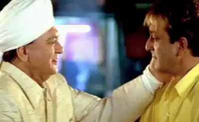 Sunil Dutt’s last acting stint was with son Sanjay in <i>Munna Bhai MBBS</i> in 2003