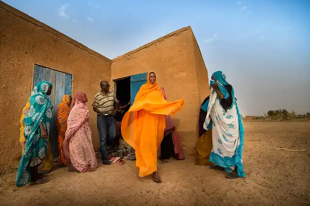 In the capital of Brakna in southwest Mauritania mothers gather to attend a session on early childhood development. Providing children with a strong foundation of learning and good health is key to sustainable development and economic growth. Poverty however can hamper such progress, and girl children often bear the brunt becoming an afterthought in a poor family. (Photo: UNICEF/Agron Dragaj)