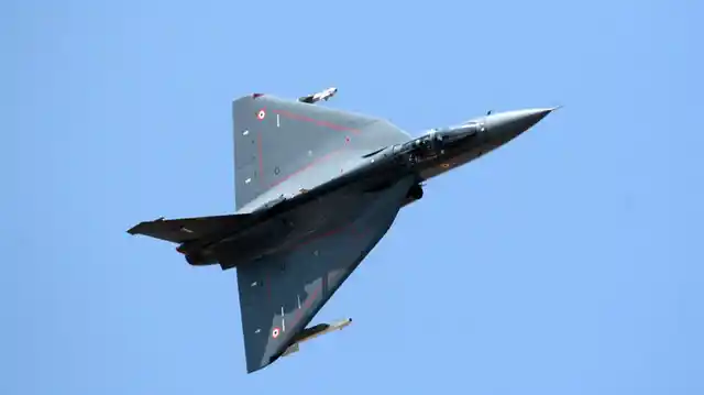 The Tejas has left the hangar! (Photo: Twitter @<a href="https://twitter.com/indiannavy">indiannavy</a>)