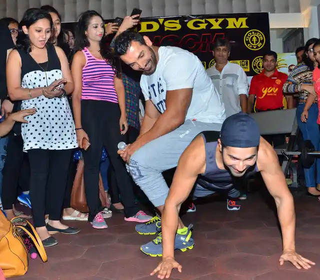 John Abraham and Varun Dhawan workout with the media as they promote their film Dishoom. (Photo Courtesy: Yogen Shah)