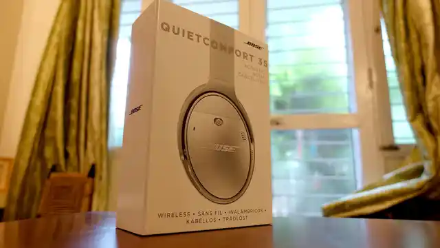 Bose QC 35 Packaging (Photo: <b>The Quint</b>/<a href="https://twitter.com/2shar">@2shar</a>)