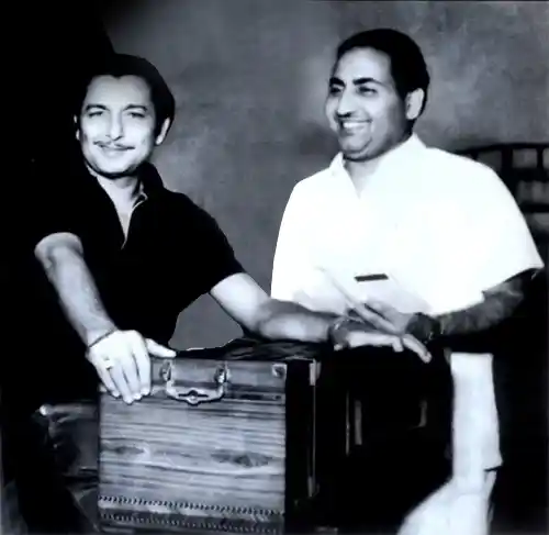 Madan Mohan with Mohammed Rafi at a recording session (Photo courtesy: Sanjeev Kohli)