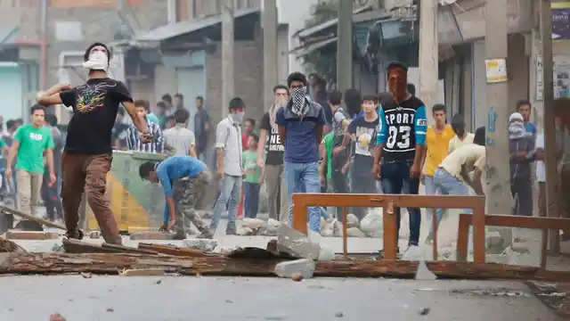 “Even if we die, we won’t stop.” (Photo: Daanish Bin Nabi/ <b>The Quint</b>)