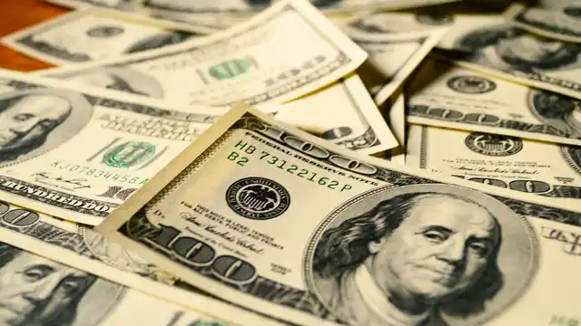 Prospect of the emergence of a single world currency for the smooth conduct of international trade and financial affairs appears feasible only in the long run. (Photo: iStockphoto)
