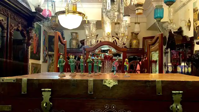 At Abdul’s curio store in Hyderabad, history’s dolled up! (Photo: Vikram Venkateswaran)