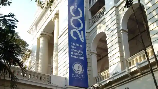 An anti-establishment sentiment has been Presidency College’s sine qua non, ever since its inception in January 1817 as Hindoo College. (Photo: Chandan Nandy/<b>The Quint</b>)
