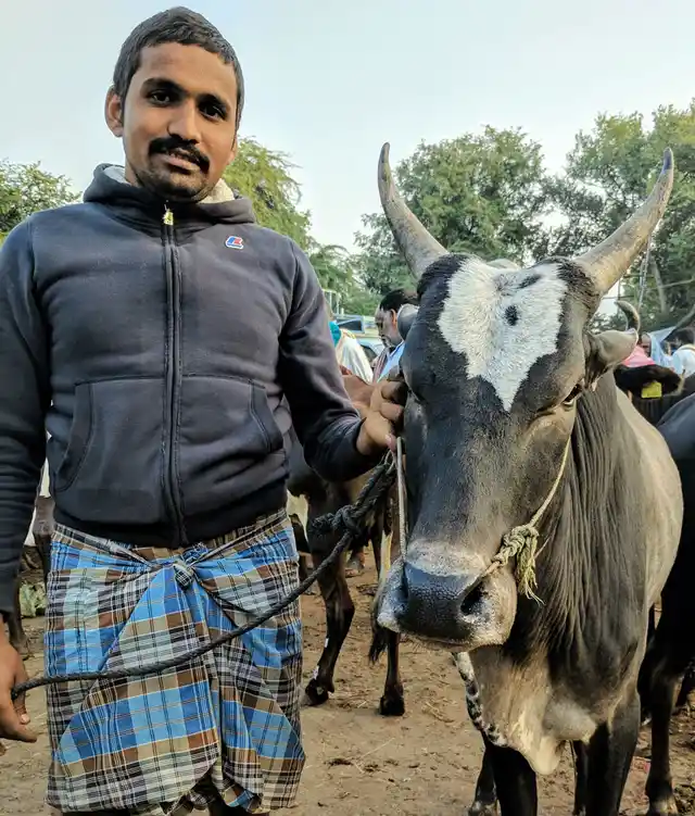 Raja with Rajan. Who’s who? I’ll leave that to you. 
