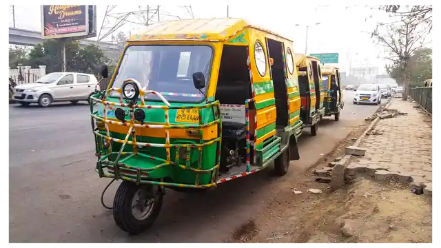 The road to Delhi runs through UP. Will it be BJP or SP-Congress? There’s only room for one. (Photo: <b>The Quint</b>/Vatsala Singh)
