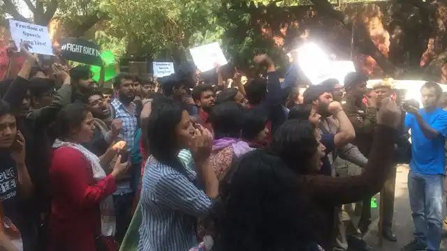 Students protest outside Ramjas College on February 22 2017. (Photo: Revathi Krishnan)