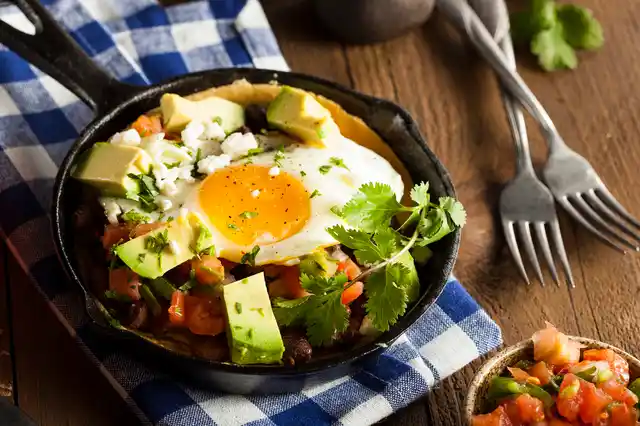 Eggs are a great tool to boost fibre intake in your diet. (Photo: iStock)