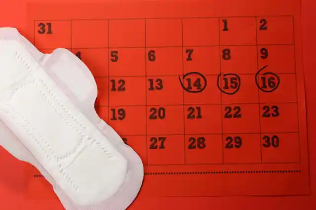 Rujuta writes that period cramps are not normal and maintaining an optimum level of fitness can significantly alleviate pain.