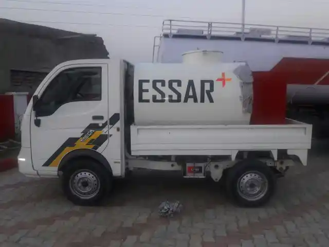 Essar is among the companies that is apparently planning doorstep delivery. (Photo courtesy: Hemant Sirohi)