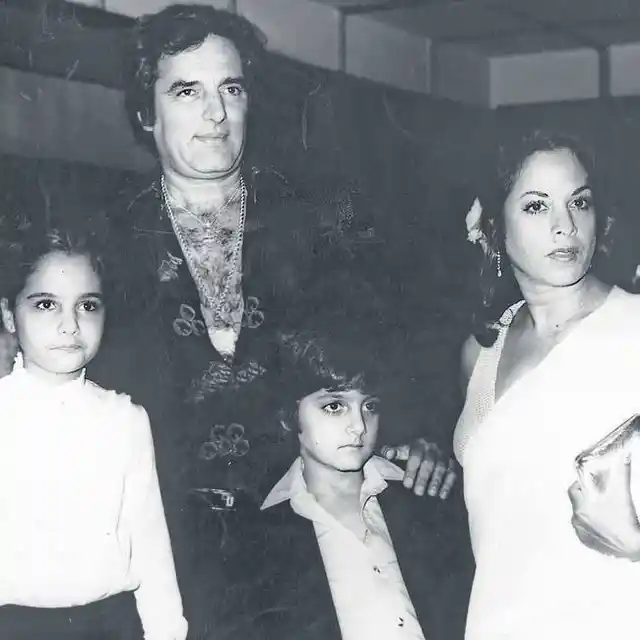 Feroz Khan with wife Sundari and children Laila and Fardeen. (Photo courtesy: <a href="https://www.facebook.com/CelebrityBorn/">Facebook/ celebrityborn</a>)