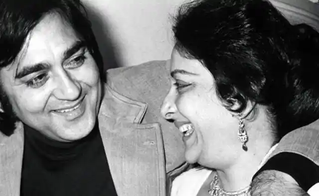 Sunil and Nargis Dutt, the love story that was. (Photo courtesy: Twitter/<a href="https://twitter.com/AjoyDhar_AP">@<b>AjoyDhar_AP</b></a>)
