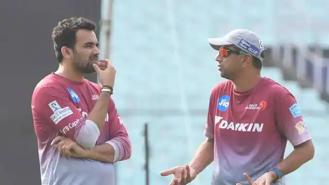 Zaheer Khan with Delhi Daredevils mentor Rahul Dravid. (Photo: IANS)