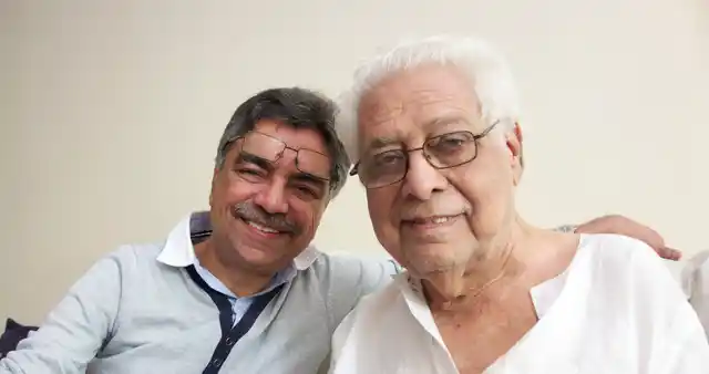 Basu Chatterji with the writer Khalid Mohamed. (Photo courtesy: Khalid Mohamed)