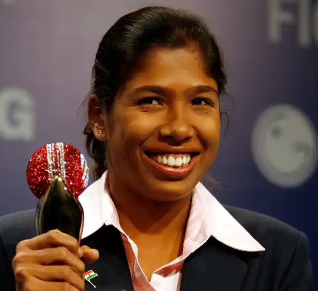 Jhulan Goswami holds the ICC Women’s Player of the Year award in 2007.