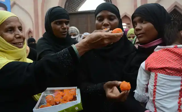 Muslim women celebrate the Supreme court’s verdict on Tripal Talaq in Lucknow on 11 August 2017.