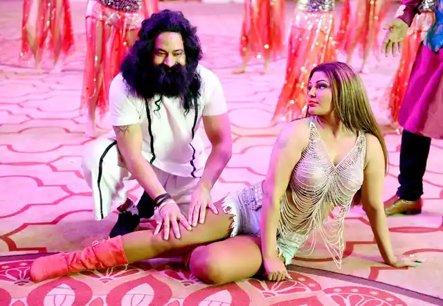 Rakhi Sawant spills the beans on Gurmeet Ram Rahim Singh. 
