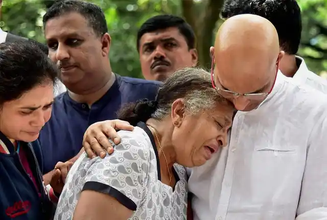 Gauri Lankesh’s mother Indira with Indrajit.