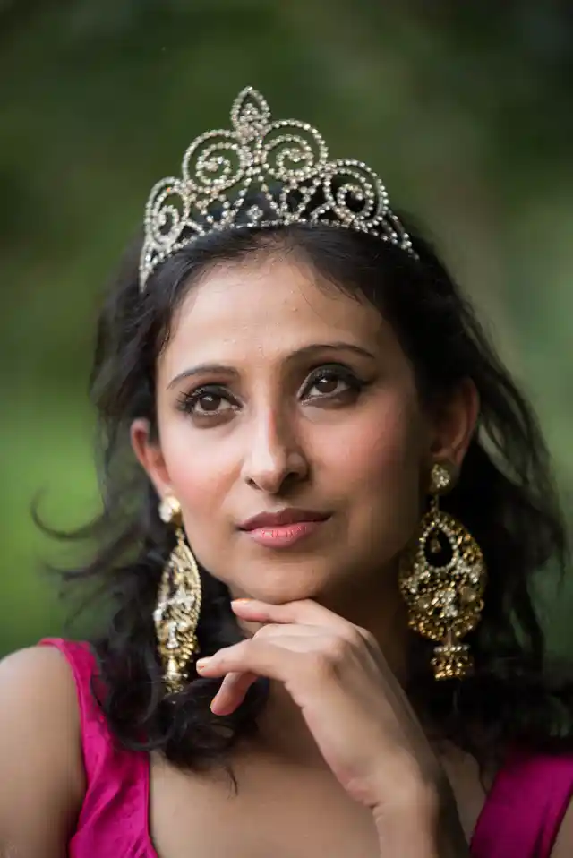 Priya posing with her Miss India Wheelchair crown