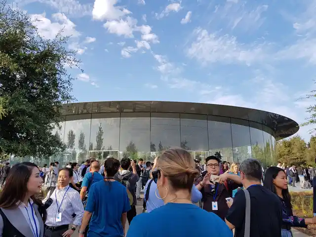 That’s the Steve Jobs Theater on the Apple Campus. 