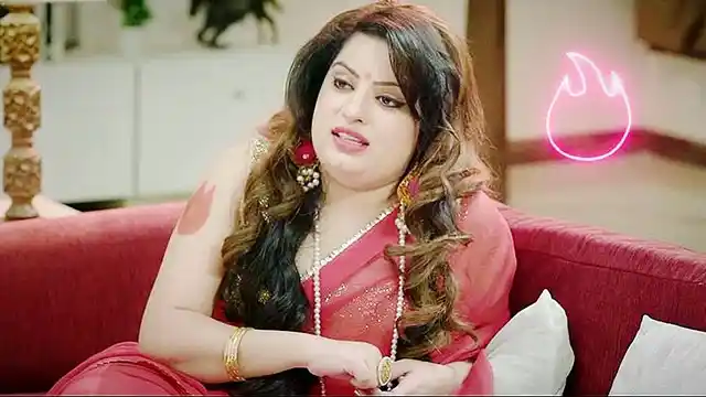 Mallika Dua playing the Tinder Aunty character in the AIB video, ‘If Apps Were People’.