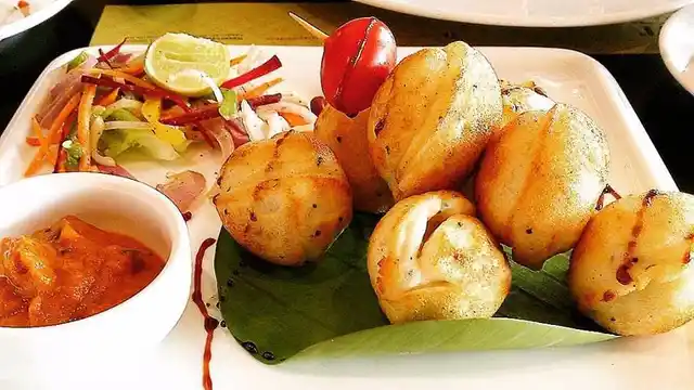 Paddu is a nutritious breakfast served with some zesty tomato or coconut chutney.