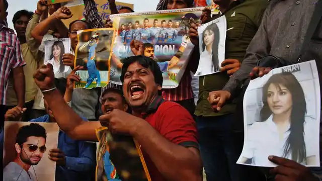 People blame Anushka Sharma for Virat Kohli’s failure in the World Cup semi-final.