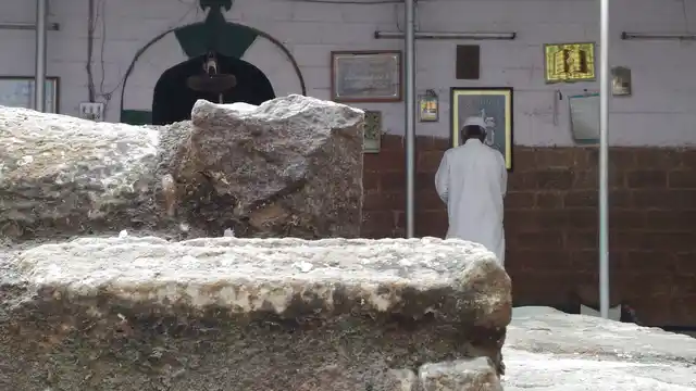 The tomb of Sultan Raziya in New Delhi.