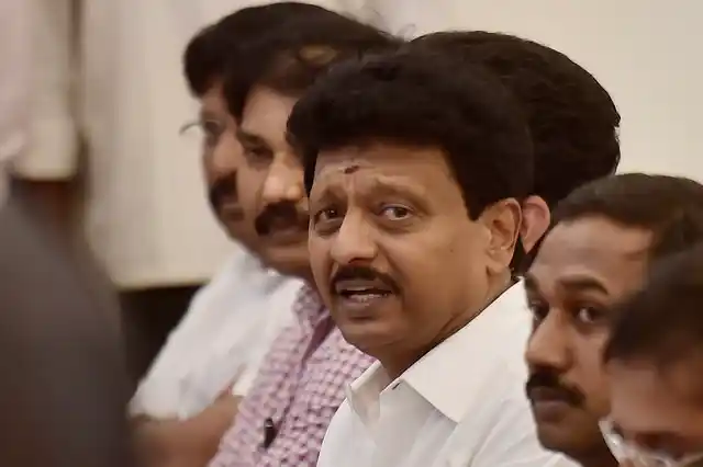 Reacting to his uncle launching a party, TTV Dhinakaran told reporters that the new outfit would not pose any threat to his ‘Amma Makkal Munnetra Kazhagam’ (AMMK), which is headed by his jailed aunt VK Sasikala, the elder sister of Divaharan.