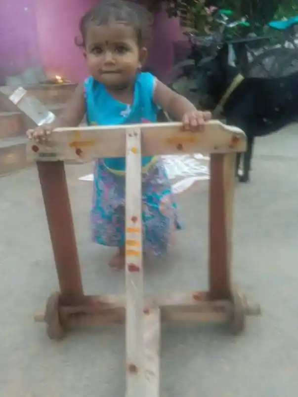 Sathiya’s daughter travels with her to work.