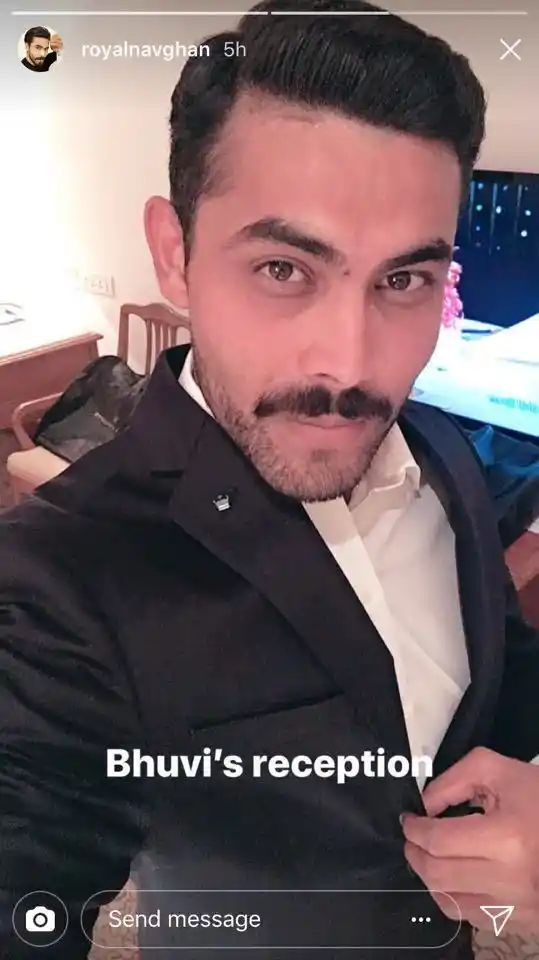 Jadeja poses for a selfie at Bhuvneshwar’s reception