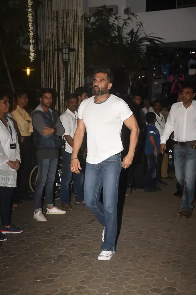 Suniel Shetty at Prithvi.