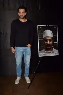Mumbai: Actor Abhay Deol at the special screening of film "An Insignificant Man" in Mumbai on Nov 13, 2017. (Photo: IANS)