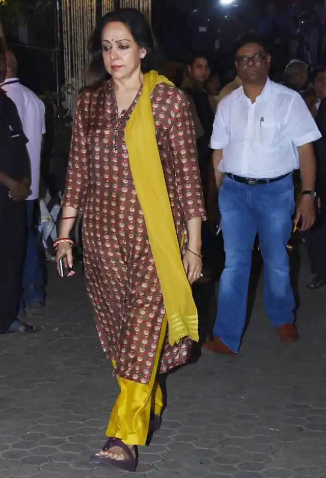 Hema Malini arrives for the service. 