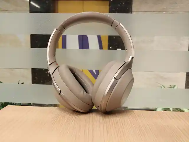 App support for the headphone is a great feature