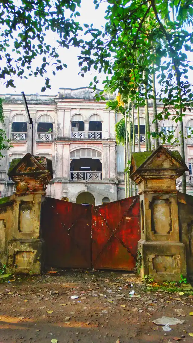 The Danish ruins of Serampore.