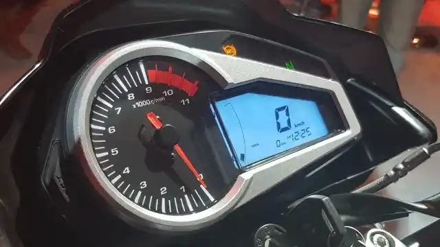 The Odometer caters to all the essentials that a rider needs. 