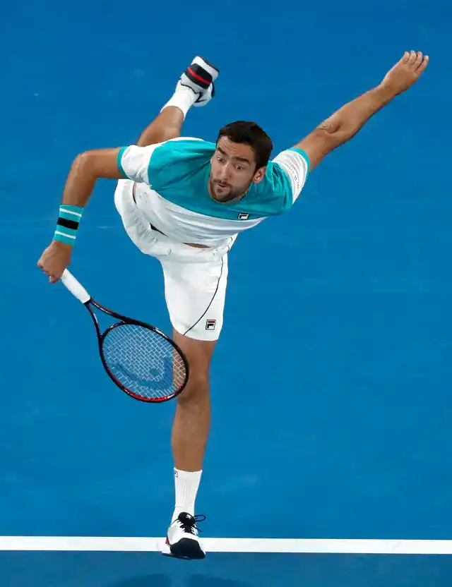 Cilic had two chances to break Federer’s serve in the first game of the fifth set.