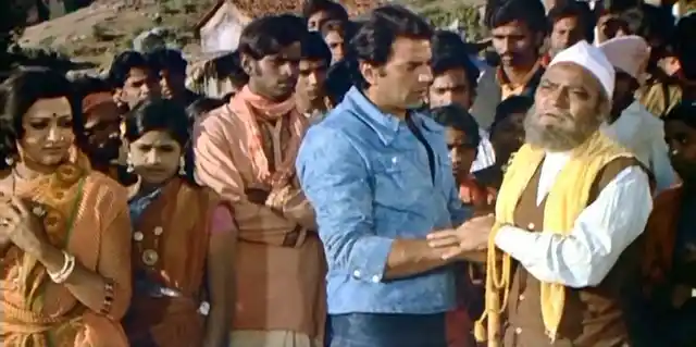 Rahim Chacha of <i>Sholay </i>played by AK Hangal.