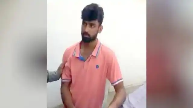 While the accused’s escort was eating lunch at a hotel, Daswant reportedly pushed other policemen and escaped.