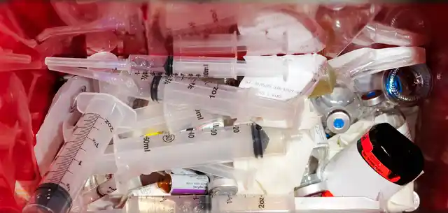 The ‘downstream’ reuse through repackaging and resale of injection devices is common practice in India.